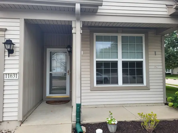 11631 Wembley DR, Huntley, IL 60142