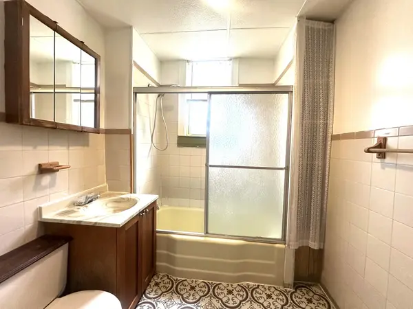 4543 N Keystone AVE #3, Chicago, IL 60630