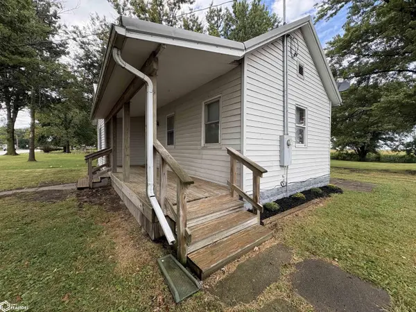 405 E Pleasant, Cincinnati, IA 52549