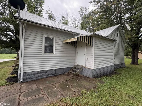405 E Pleasant, Cincinnati, IA 52549