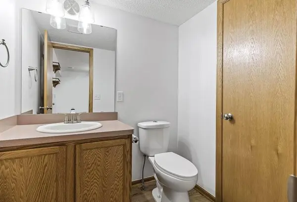 2336 Affirmed DR, Shakopee, MN 55379