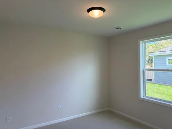 8219 Haywood DR, Lino Lakes, MN 55014