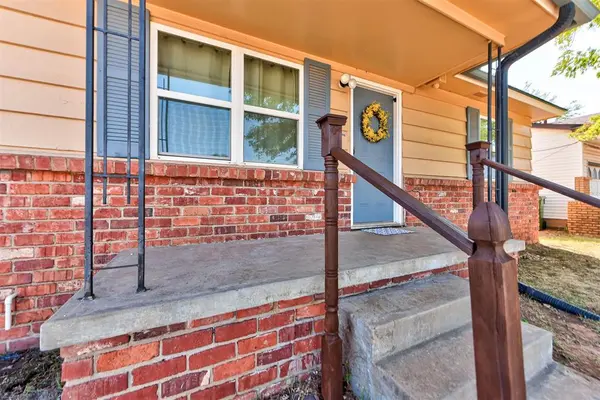 1501 Dianna DR, Yukon, OK 73099