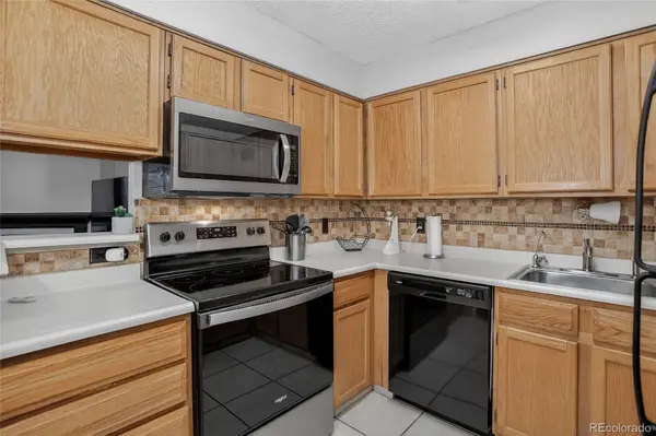 3344 S Ammons ST #16-202, Denver, CO 80227