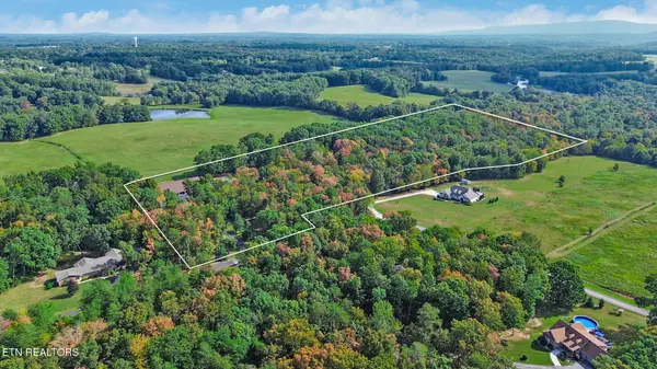683 Wild Plum Drive, Crossville, TN 38555