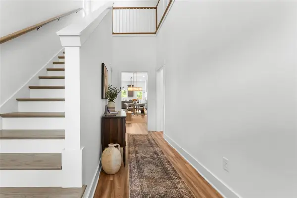 329 Seneca Dr, Nashville, TN 37214