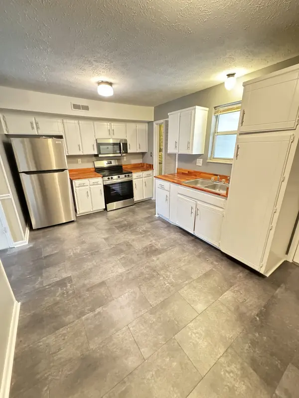 908 Smith St, Murfreesboro, TN 37129