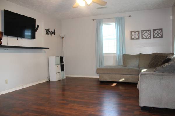 91 Holly St, Jackson, TN 38301