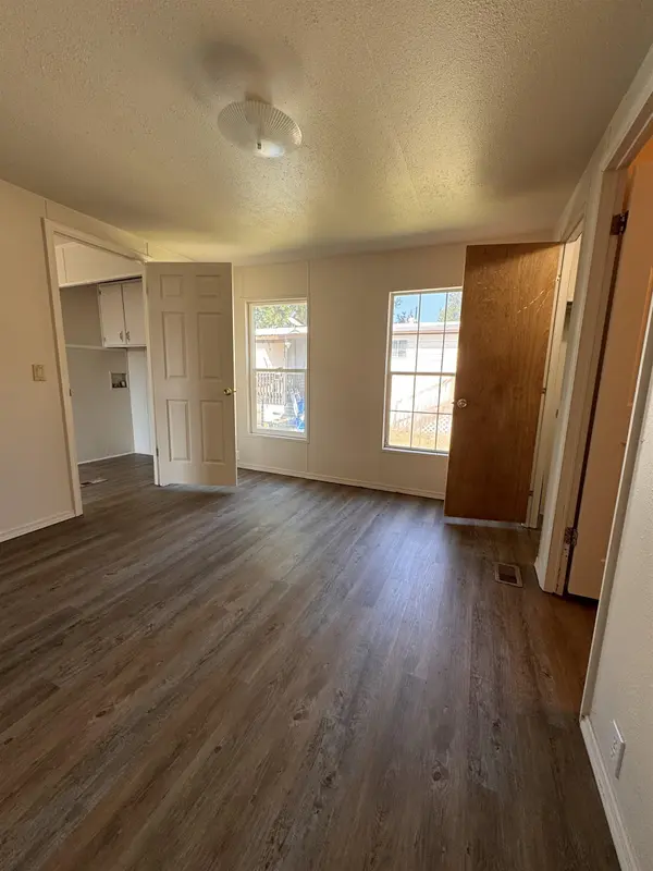 40602 N Newport Hwy #TRL 63, Elk, WA 99009