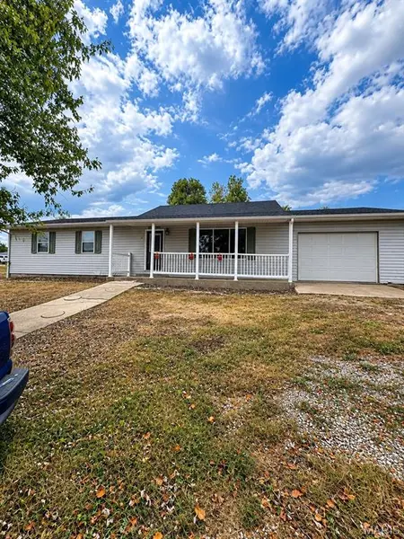 14205 Carat LN, Dixon, MO 65459