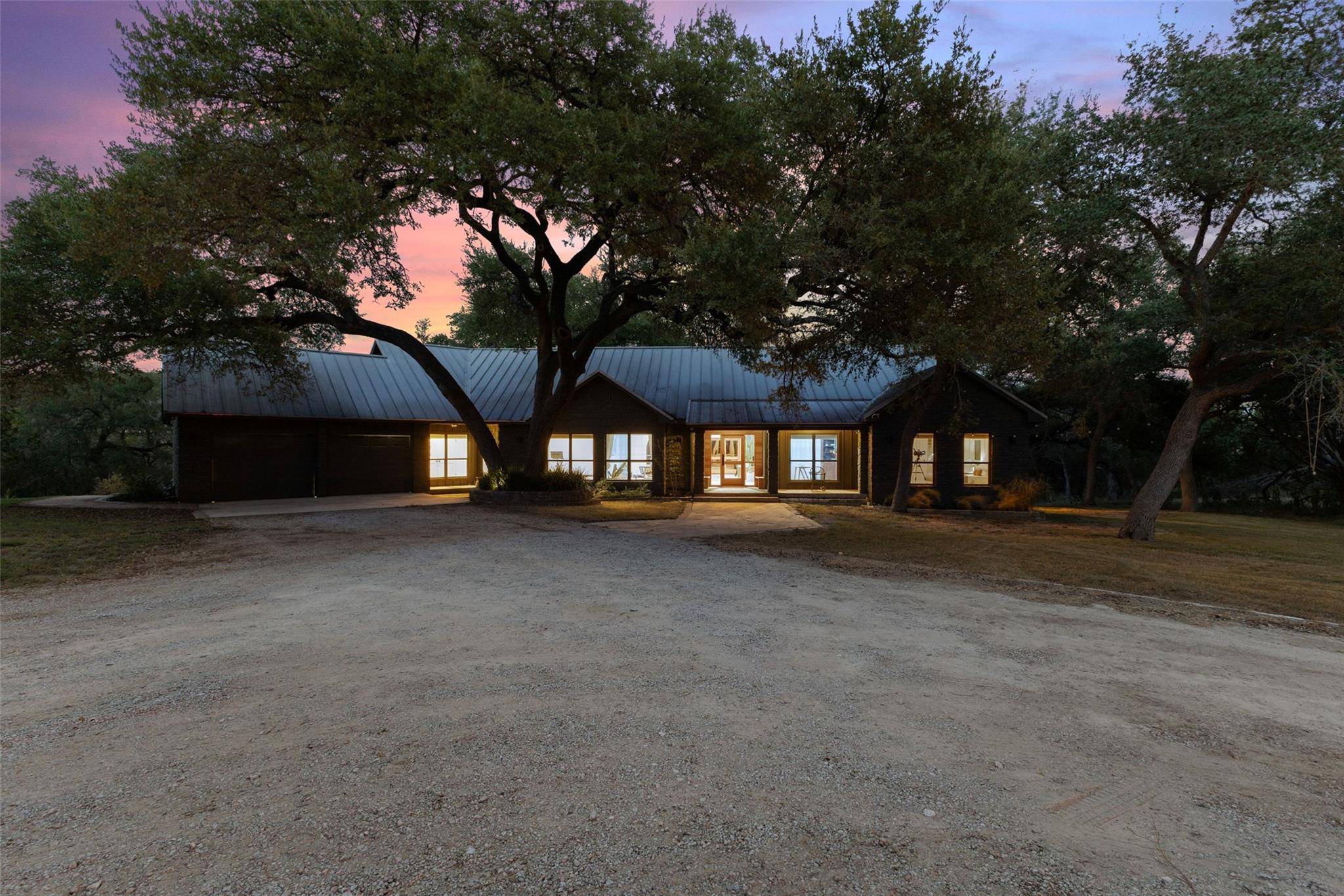 412 Rancho Grande DR, Wimberley, TX 78676