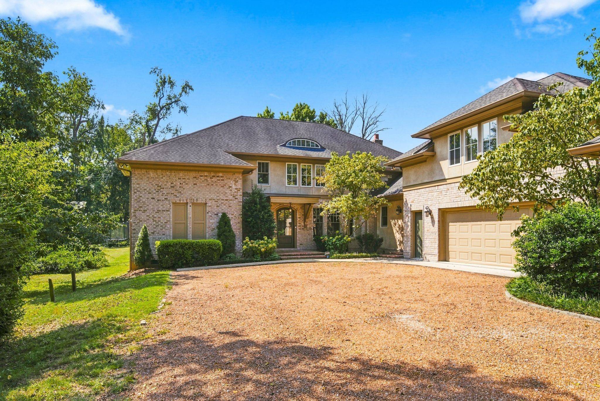 203B Woodmont Cir, Nashville, TN 37205