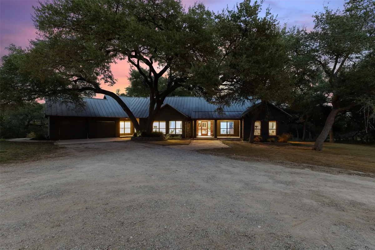 412 Rancho Grande DR, Wimberley, TX 78676
