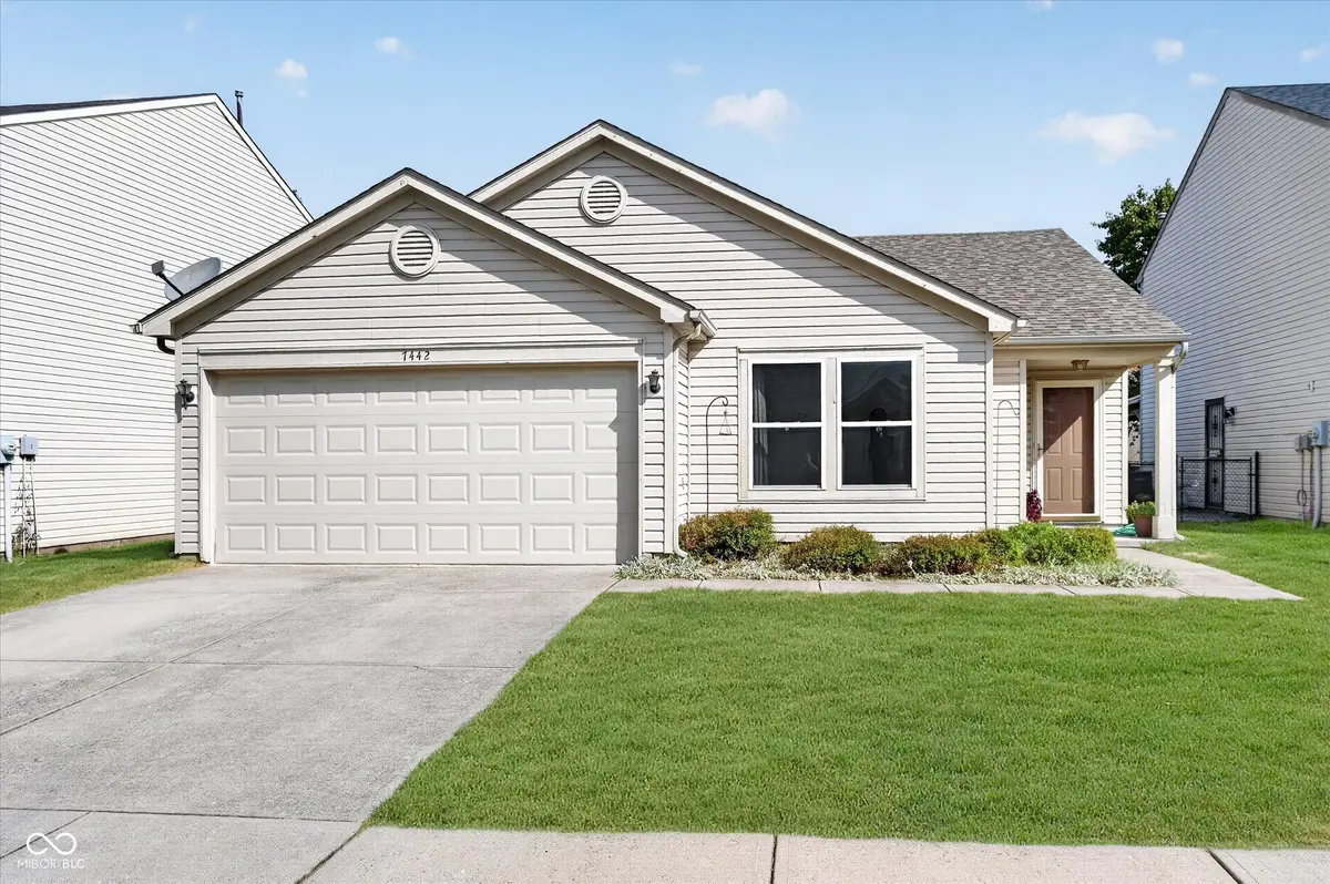 7442 Redcliff RD, Indianapolis, IN 46256
