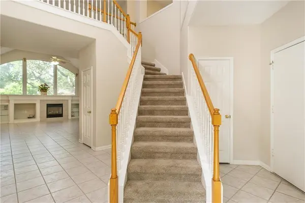 5701 Gorham Glen LN, Austin, TX 78739