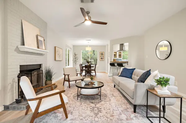 8005 Doe Meadow DR, Austin, TX 78749