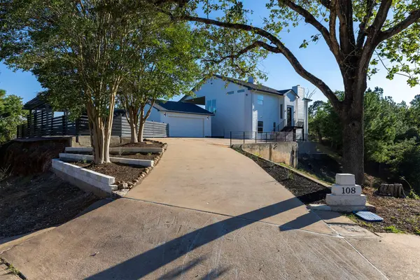106 Koolua DR, Bastrop, TX 78602