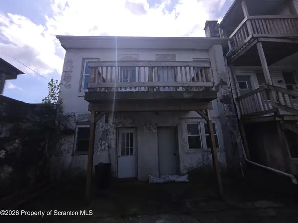 325 W Saylor ST #323, Mount Carmel, PA 17851