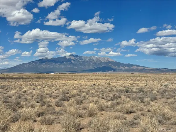 5 29th, Blanca, CO 81123