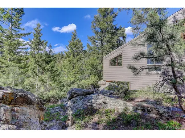6374 Kenya, Evergreen, CO 80439