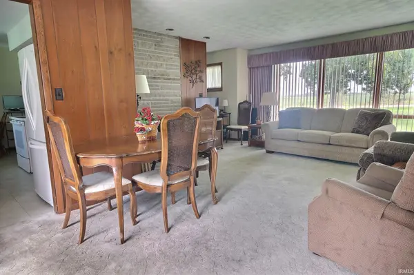 5185 E State Road 218 ***, Lafontaine, IN 46940