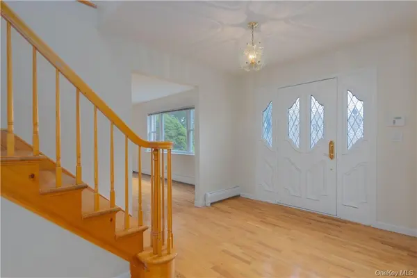 20 Madison CT, Stony Point, NY 10980