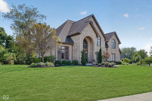 12506 Glendurgan DR, Carmel, IN 46032