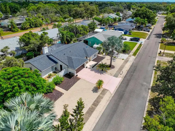 1016 GOSHEN RD, Tarpon Springs, FL 34689
