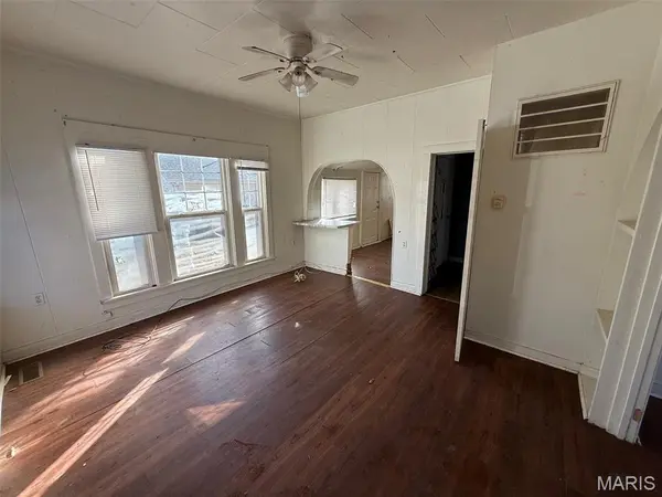 222 Miller ST, Sullivan, MO 63080