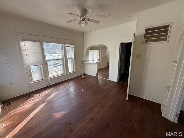 222 Miller ST, Sullivan, MO 63080