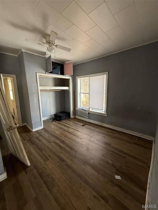 222 Miller ST, Sullivan, MO 63080