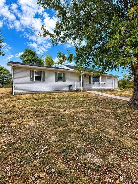 14205 Carat LN, Dixon, MO 65459