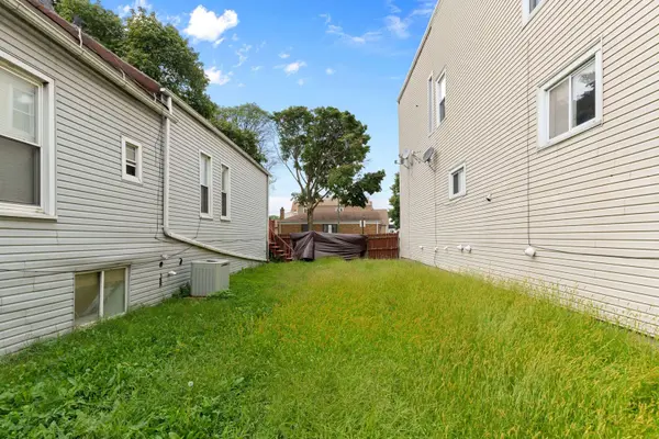 4603 S Wallace ST, Chicago, IL 60609
