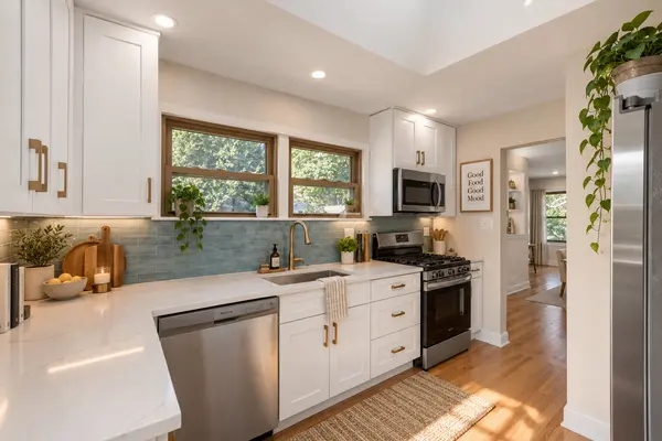 1505 W Euclid AVE, Arlington Heights, IL 60005