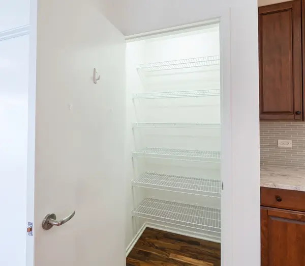 310 S Michigan AVE #1507, Chicago, IL 60604