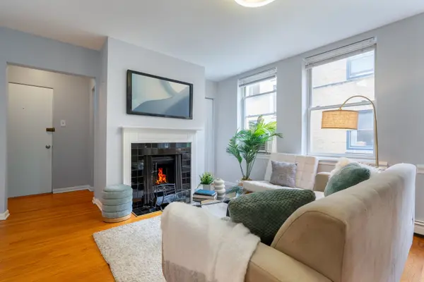 626 W Waveland AVE #3B, Chicago, IL 60613