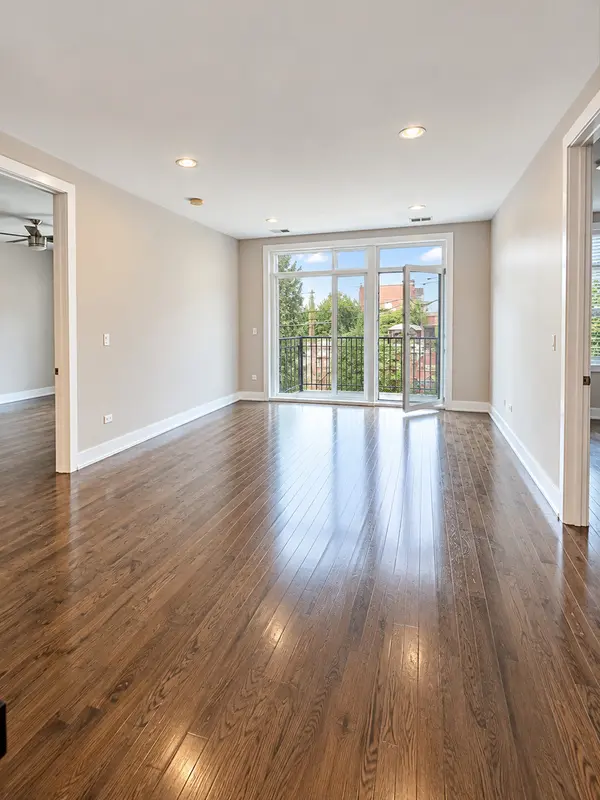243 E 31st ST #202, Chicago, IL 60616