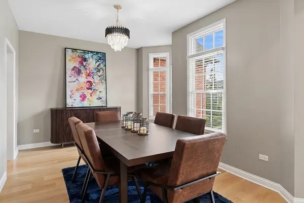 4151 ROYAL MEWS CIR #202A, Naperville, IL 60564
