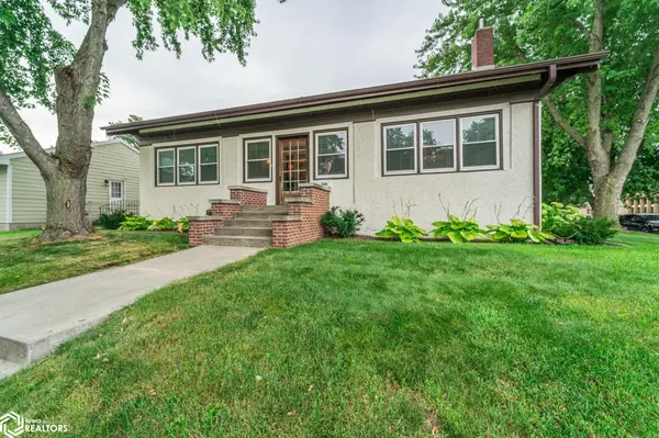 708 Lincoln HWY, Nevada, IA 50201