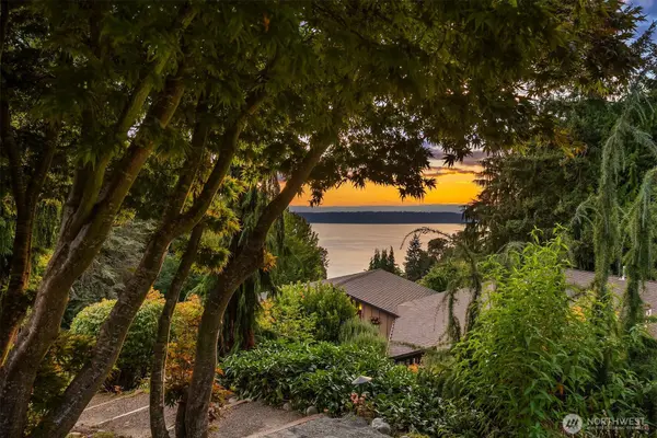 2605 SW 151st PL, Burien, WA 98166
