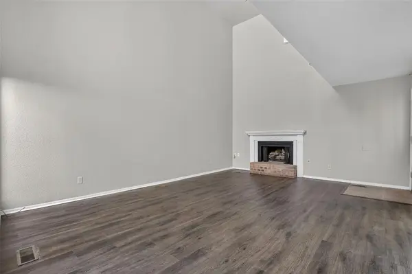 333 Sundance LN, Edmond, OK 73034
