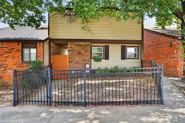 333 Sundance LN, Edmond, OK 73034