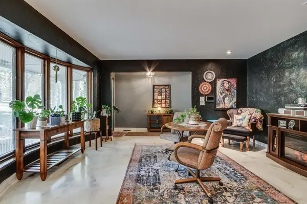 8009 Magnolia, Edmond, OK 73025
