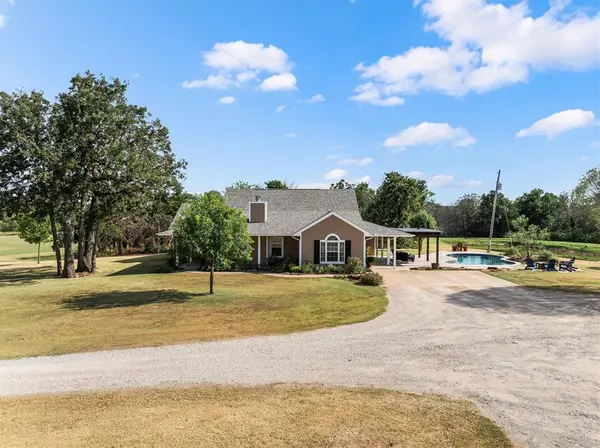 7450 E Triplett RD, Guthrie, OK 73044