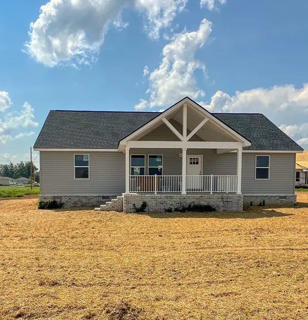 129 Martha Circle, Lafayette, TN 37083