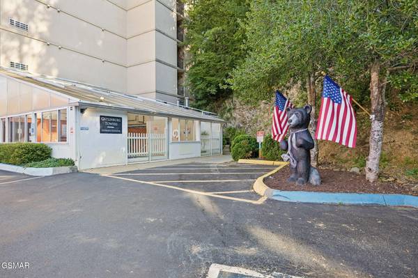 413 Baskins Creek Road #405, Gatlinburg, TN 37738