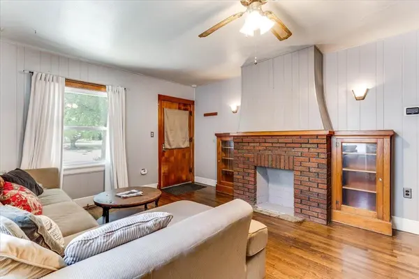 323 E Broadway, Augusta, KS 67010