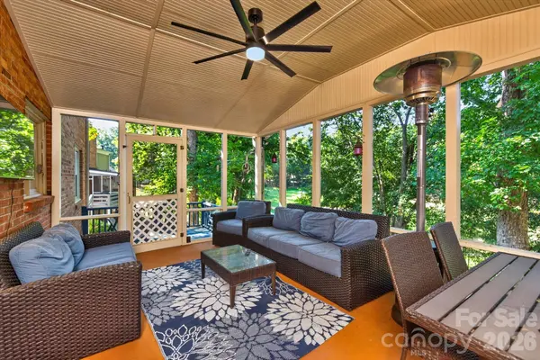 10009 Thomas Payne CIR, Charlotte, NC 28277