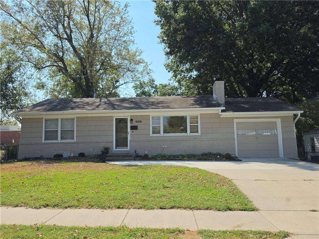 1025 E Elm ST, Olathe, KS 66061