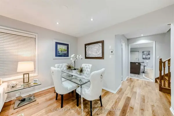 24 Oklahoma DR, Brampton, ON L6P 3J7